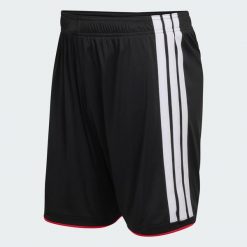 Spodenki podstawowe Niemcy 26. Czarne krótkie spodenki sportowe męskie Adidas, bez wzorów, do piłki nożnej, climacool (adidas). Za 199.00 zł.