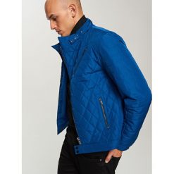 Pikowana kurtka - Granatowy. Niebieskie kurtki damskie Reserved, bez wzorów, bez kaptura. Za 139.99 zł.