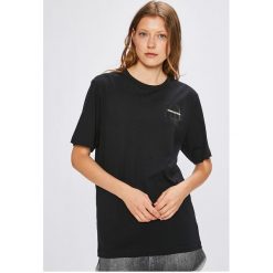 Calvin Klein Jeans - Top. Topy damskie marki Calvin Klein Jeans. W wyprzedaży za 179.90 zł.