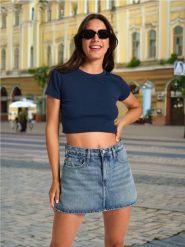 Jeansowe spódnico-spodenki - niebieski. Niebieskie szorty damskie Sinsay, l, bez wzorów, z bawełny. Za 33.99 zł.