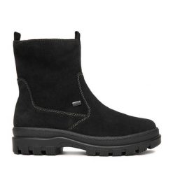 Botki Rieker. Czarne botki damskie Rieker, bez obcasa, na płaskiej podeszwie, bez zapięcia. Za 449.99 zł.