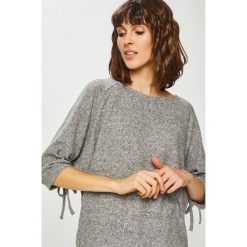 Medicine - Bluza Basic. Bluzy damskie MEDICINE. W wyprzedaży za 29.90 zł.