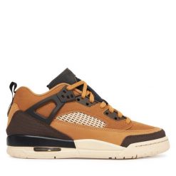 Sneakersy Jordan. Brązowe trampki i tenisówki chłopięce Jordan, bez wzorów, bez zapięcia. Za 459.99 zł.