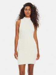 Guess Sukienka dzianinowa W4BK72 Z3BJ0 Écru Slim Fit. Sukienki damskie Guess, xxl, z aplikacjami, z dzianiny, bez kołnierzyka, bez ramiączek. Za 249.99 zł.