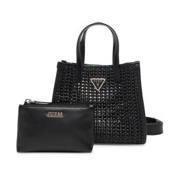 Torebka Guess. Czarne torebki do ręki damskie Guess, z aplikacjami, klasyczne, bez dodatków. Za 449.99 zł.