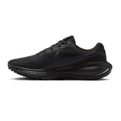 Buty do biegania damskie Nike Revolution 8. Czarne obuwie sportowe damskie Nike, bez wzorów, z materiału, do biegania, nike revolution. Za 412.00 zł.