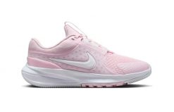 Buty sportowe biegowe Nike Star Runner. Czerwone obuwie sportowe damskie Nike, bez wzorów, z materiału, do biegania. Za 200.99 zł.