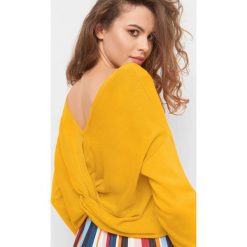 Sweter oversize z supłem. Swetry damskie marki Orsay. W wyprzedaży za 55.00 zł.