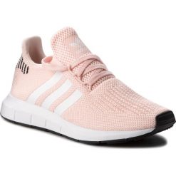 Buty adidas - Swift Run W B37681 Icepnk/Ftwwht/Cblack. Obuwie sportowe damskie marki Adidas. W wyprzedaży za 279.00 zł.
