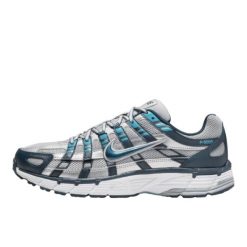 Buty do chodzenia dla dorosłych Nike P-6000 Armory Navy. Szare obuwie sportowe damskie Nike, bez wzorów, z gumy, trekkingowe. Za 966.98 zł.