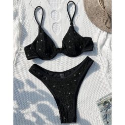 Strój kąpielowy dwuczęściowy z regulowanymi ramiączkami błyszczący plażowy Alina. Czarne bikini damskie Intica, l, bez wzorów. Za 139.00 zł.