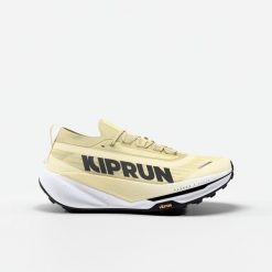 Buty do biegania w terenie damskie Kiprun Kipsummit Race. Żółte buty sportowe męskie KIPRUN, bez wzorów, do biegania. Za 799.99 zł.