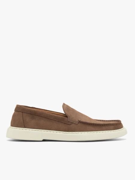 Beżowe mokasyny ze skóry welurowej. Brązowe buty sportowe męskie Ryłko, ze skóry, sportowe. Za 449.99 zł.