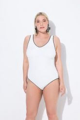 Damskie Strój kąpielowy struktura bez miękkich miseczek dekolt w serek. Białe kostiumy jednoczęściowe damskie Ulla Popken, plus size, bez wzorów, z elastanu, sportowe, plus size, do pływania. Za 239.99 zł.