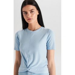 Koszulka z wiązaniem - Niebieski. T-shirty damskie Cropp. Za 19.99 zł.