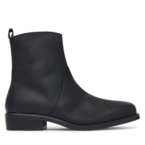 Botki Tommy Hilfiger. Czarne botki męskie Tommy Hilfiger, bez wzorów, bez zapięcia. Za 949.99 zł.