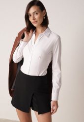 Czarne Spódnico-Szorty z Wysokim Stanem Zdobione Rozcięciem Crethoesa. Czarne szorty damskie Born2be, l, z aplikacjami, z materiału, z podwyższonym stanem. Za 79.99 zł.