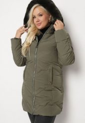 Ciemnozielona Kurtka Pikowana z Odpinanym Kapturem i Futrem Arlittia. Zielone kurtki damskie Born2be, xl, bez wzorów, z jeansu. Za 259.99 zł.