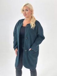 Kardigan Kaja w kolorze butelkowej zieleni XXL OVERSIZE JESIEŃ. Zielone kardigany damskie Moda Size Plus Iwanek, s, bez wzorów, z poliesteru, eleganckie, krótkie. Za 199.90 zł.