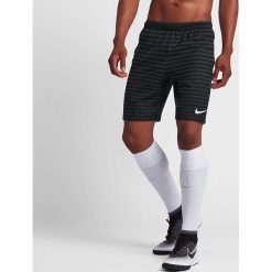 Nike Spodenki męskie Dry Short SQD CL WZ czarny r. S. Krótkie spodenki sportowe męskie marki bonprix. Za 71.44 zł.