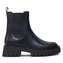 Sztyblety MICHAEL Michael Kors. Czarne botki damskie MICHAEL Michael Kors, bez obcasa, na płaskiej podeszwie, bez zapięcia. Za 679.99 zł.