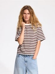 T-shirt z bawełną - wielobarwny. T-shirty damskie Reserved, l, bez wzorów, z bawełny, klasyczne, bez kołnierzyka. Za 59.99 zł.