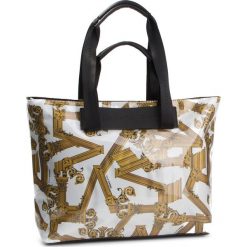Torebka VERSACE JEANS - E1VTBBK2 71102 247. Torebki do ręki damskie marki Versace Jeans. Za 779.00 zł.