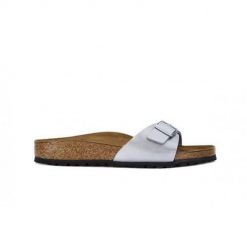 Klapki damskie Birkenstock 040413. Szare klapki damskie Birkenstock, bez wzorów, z materiału, biznesowe, bez obcasa. Za 249.00 zł.