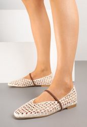 Beżowe Balerinki Boho z Szydełkową Cholewką z Paskiem Vocele. Brązowe baleriny damskie Born2be, na lato, bez wzorów, boho, bez obcasa. Za 79.99 zł.