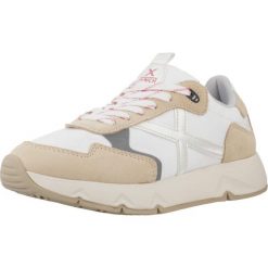 Buty MUNICH MAMBA 01 Biały. Białe obuwie sportowe damskie munich, bez wzorów, z tkaniny, trekkingowe. Za 246.99 zł.