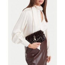 Torebka Eva Minge. Czerwone torebki do ręki damskie Eva Minge, bez wzorów, klasyczne, bez dodatków. Za 229.99 zł.