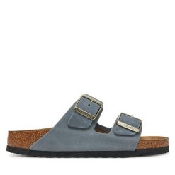 Klapki Birkenstock. Szare klapki damskie Birkenstock, bez wzorów, bez obcasa. Za 429.99 zł.