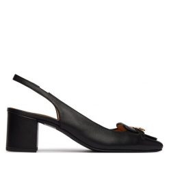 Półbuty LOVE MOSCHINO. Czarne półbuty damskie Love Moschino, bez wzorów, bez obcasa, na płaskiej podeszwie, bez zapięcia. Za 1,139.00 zł.