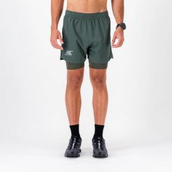Short/Spodenki Męskie Trail-Running ZIPRUN SHORT 3 IN 1. Czarne krótkie spodenki sportowe męskie BODYCROSS, l, bez wzorów, z elastanu, do biegania. Za 314.99 zł.