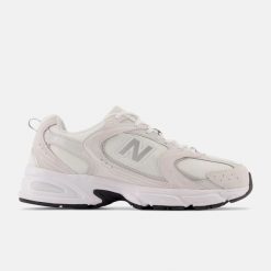 New Balance 530 MR530CE Sneakersy unisex. Czerwone buty sportowe męskie New Balance, z syntetyku, bez zapięcia. Za 439.99 zł.