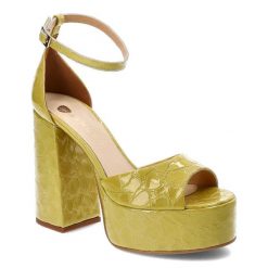 Zielone Sandały Armodo Stylowe Skórzane Obuwie. Zielone klapki damskie Armodo, bez wzorów, z lakierowanej skóry, eleganckie, bez obcasa, na obcasie. Za 409.00 zł.