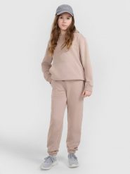 4F Spodnie dresowe joggery dziewczęce - beżowe 134 (8-9 lat). Brązowe spodnie sportowe dla dziewczynek 4f, bez wzorów, z dresówki, na fitness i siłownię. Za 69.99 zł.