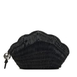 Torebka MICHAEL Michael Kors. Czarne kopertówki damskie MICHAEL Michael Kors, bez wzorów, bez dodatków. Za 949.99 zł.