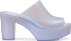 Melissa Klapki Melissa Mule Ad M32233-AL352. Klapki damskie Melissa, bez wzorów, sportowe, bez obcasa. Za 377.30 zł.