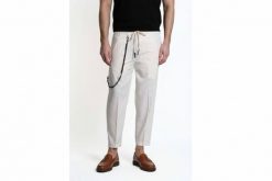 Xagon Spodnie | P26032 ZXAG92 | Mężczyzna | Kremowy. Białe spodnie sportowe męskie Xagon, m, bez wzorów, z elastanu. W wyprzedaży za 379.00 zł.