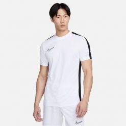 Koszulka treningowa męska Nike DF Academy 23. Białe koszulki sportowe męskie Nike, m, bez wzorów, z poliesteru, bez kołnierzyka, bez ramiączek, do piłki nożnej. W wyprzedaży za 92.70 zł.