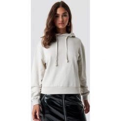 NA-KD Basic Bluza z kapturem basic - Beige. Brązowe bluzy damskie NA-KD Basic. Za 100.95 zł.