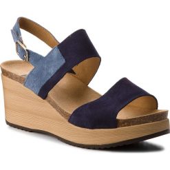 Sandały SCHOLL - Elara F27057 1040 370 Navy Blue. Niebieskie klapki damskie Scholl, bez wzorów, ze skóry ekologicznej, bez obcasa, na obcasie, bez zapięcia. W wyprzedaży za 279.00 zł.