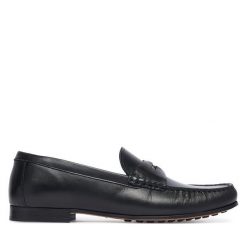 Loafersy Tommy Hilfiger. Czarne mokasyny damskie Tommy Hilfiger. Za 649.99 zł.