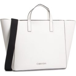 Torebka CALVIN KLEIN - Strap Shopper K60K605041 107. Torebki shopper damskie marki Calvin Klein. Za 749.00 zł.