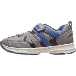 Sneakersy "Top Fly" w kolorze szarym. Szare trampki i tenisówki chłopięce Geox Kids, z gumy. W wyprzedaży za 117.95 zł.