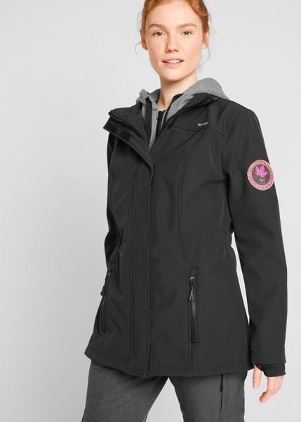 Długa kurtka softshell w optyce 2 w 1, z hydrofobowego materiału. Czarne kurtki damskie bonprix, bez wzorów, z dresówki, z kapturem. Za 309.99 zł.