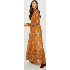 Answear - Sukienka Heritage. Sukienki damskie marki ANSWEAR. W wyprzedaży za 179.90 zł.