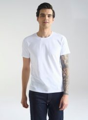 PAKO LORENTE – Biały gładki T-shirt Basic. Białe t-shirty męskie Pako Lorente, m, bez wzorów, z bawełny, klasyczne, bez kołnierzyka. Za 79.99 zł.
