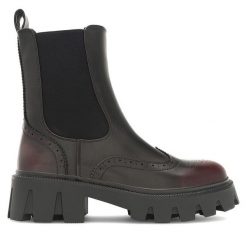 Botki Jenny Fairy. Czarne botki damskie Jenny Fairy, bez obcasa, na słupku, bez zapięcia. Za 135.99 zł.